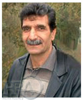Javad lari جوادلاری با اتهام محاربه به اعدام محکوم شده است. وکیل وی به کمپین بین المللی حقوق بشر در ایران گفت که هیچ شاهدی برای اثبات این اتهام در پرونده موکلاشان ندیده اند.