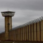 وضعیت نامناسب آب‌آشامیدنی و غذای زندانیان در زندان بزرگ تهران
