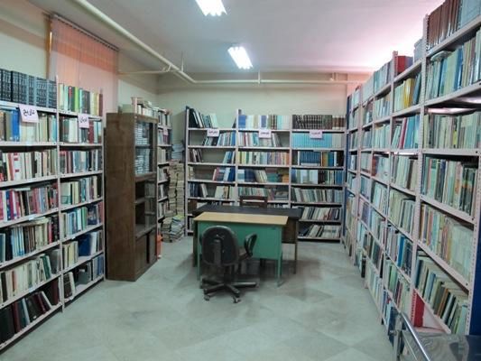 تصویر کتابخانه زندان اوین