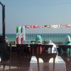 با مخالفت مقامات محلی، زنان از تماشای مسابقات والیبال ساحلی در جزیره کیش محروم شدند