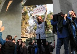 آمار کشته‌شدگان به دست کم ۲۲ تن رسید؛ بازداشت گسترده دانشجویان دانشگاه‌های تهران