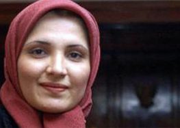 بازداشت مجددا هنگامه شهیدی فعال سیاسی و روزنامه‌نگار در جزیره کیش