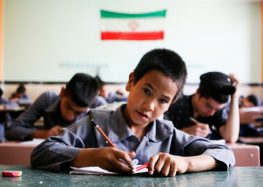 «بدرفتاری پرسنل مدرسه با دانش آموزان افغانستانی ناشی از نگاه عوامانه خودبرتربینی است»