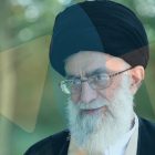 توقف فعالیت‌های صفحه آیت‌الله خامنه‌ای در تلگرام؛ تلاش برای کوچ اجباری ۴۰ میلیون کاربر به پیام‌رسان‌های داخلی