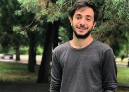 آرش رضویان، شهروند بهایی، به دلیل اعتقادات‌مذهبی‌اش از دانشگاه اخراج شد
