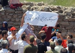 بازداشت و ضرب و شتم  شرکت‌کنندگان در یک تجمع مسالمت‌آمیز در قلعه بابک